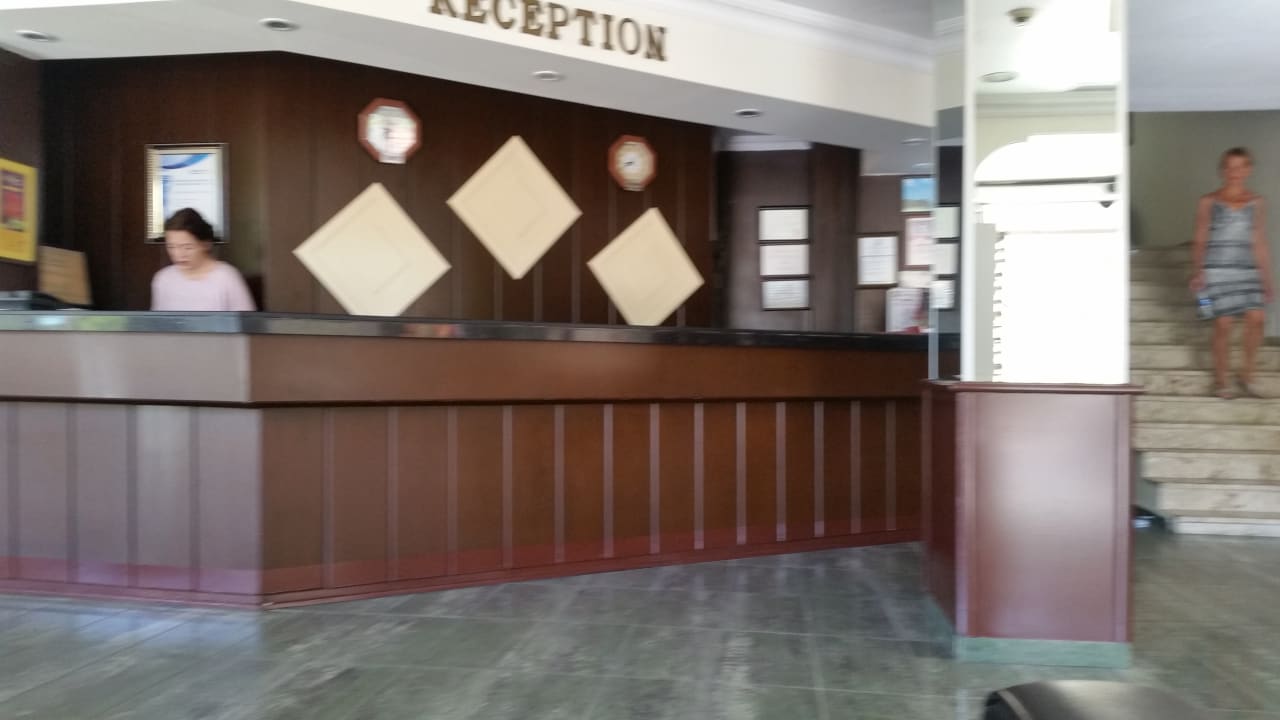 Lobby Hotel Aslan City Kleopatra