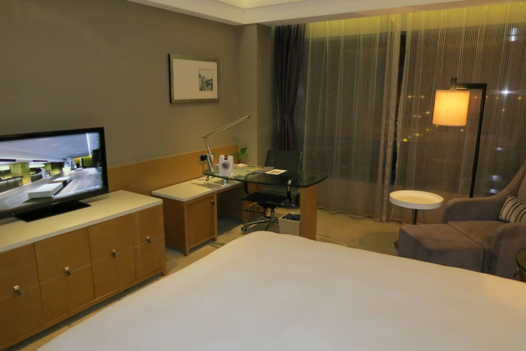 Standard Doppelzimmer #1205 Shanghai Hongqiao Airport Hotel - Air China