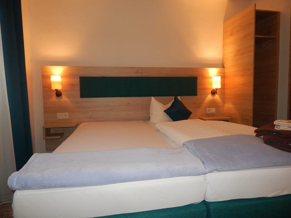 Neue Möbel Hotel-Lindenhof