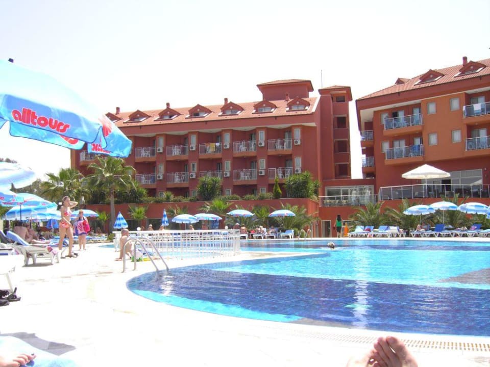 Pool Club Side Coast