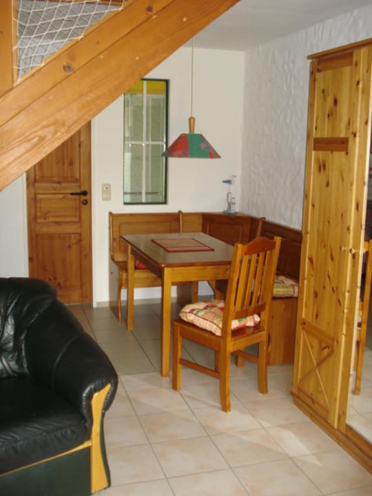 Eßbereich Wohnung Baumhaus Bunte Villa