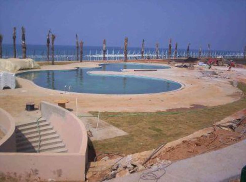 Strandpool Long Beach Alanya