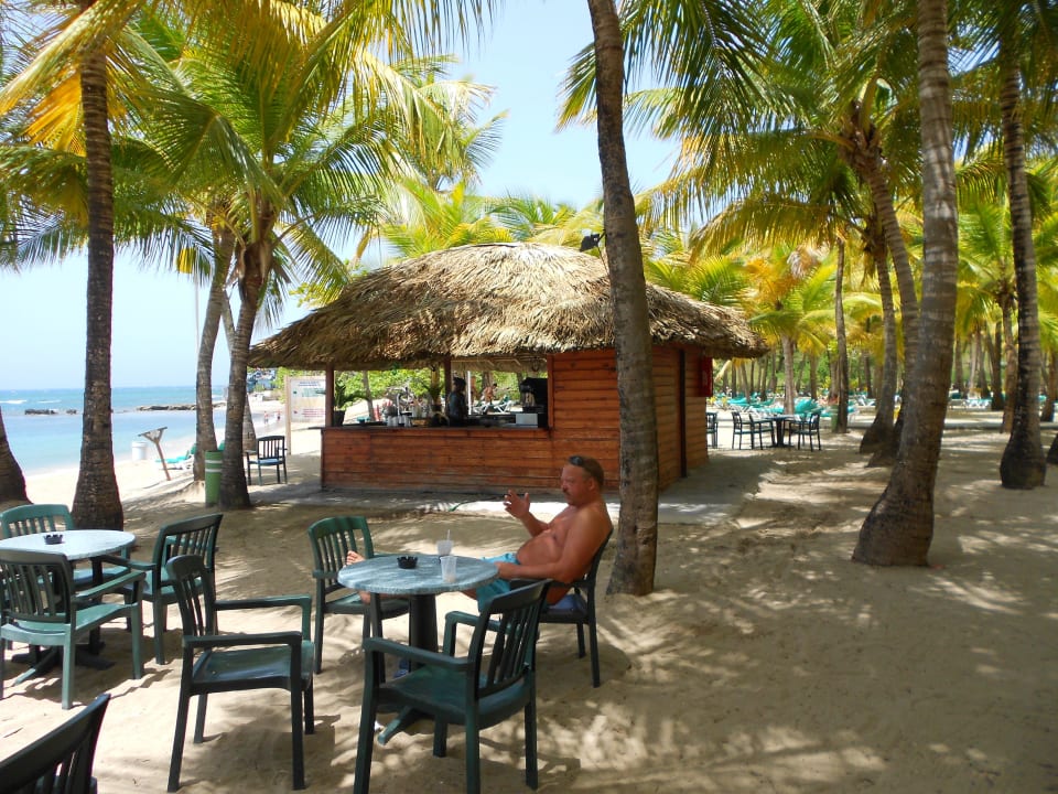 Strandbar vom Village Playabachata Hotel