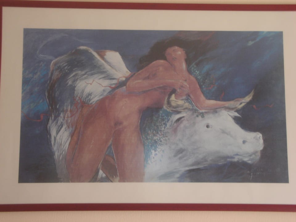 Pokój superior- zdjęcie nad łóżkiem. Hotel Agrabella