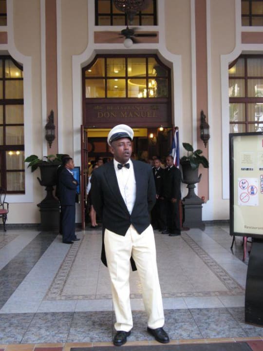 Ruf zum Essen... Hotel Riu Palace Punta Cana