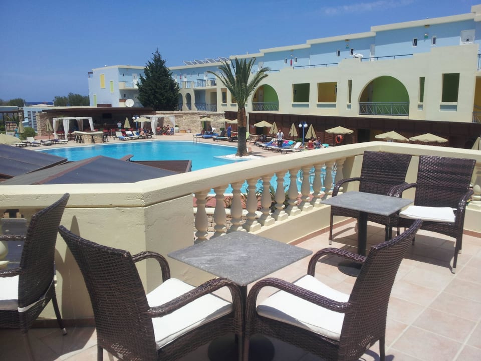Ausblick von der bar Mythos Palace Resort & Spa