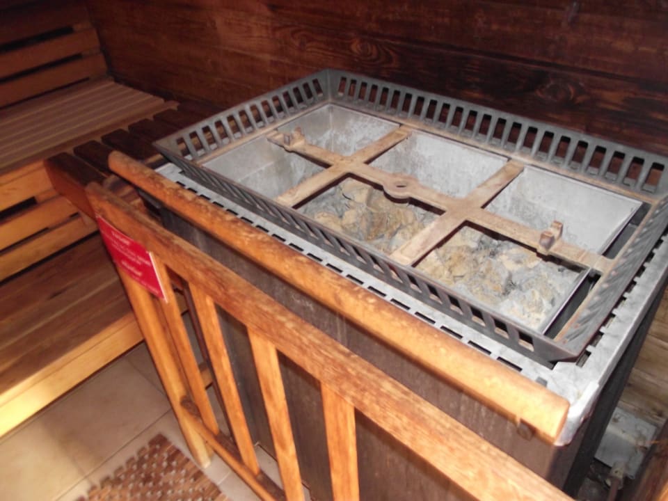 Saunaofen Leonardo Hotel Düsseldorf Airport - Ratingen