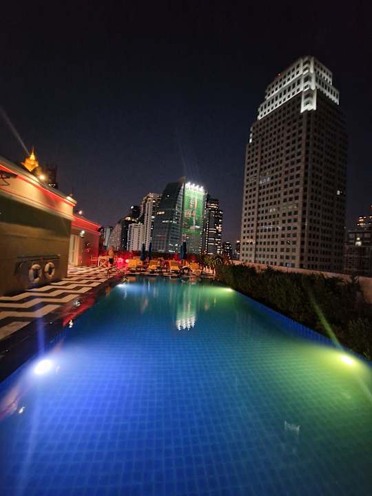Pool NH Bangkok Asoke