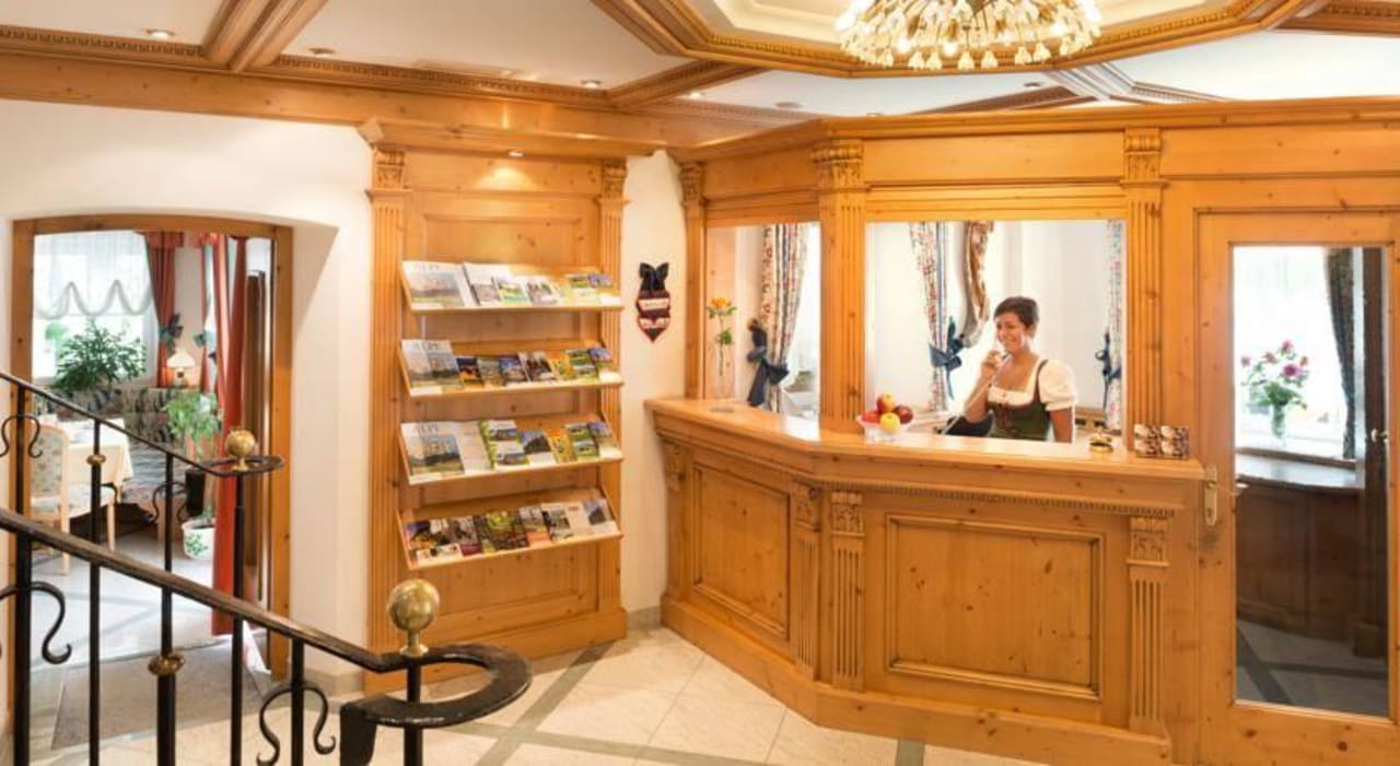 Rezeption Hotel Zum Wolf