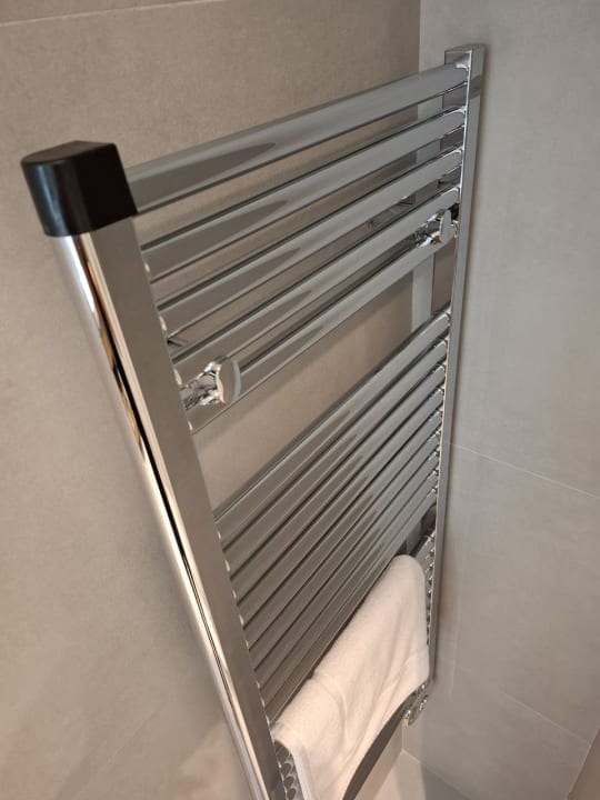 Zimmer Mercure Tirana