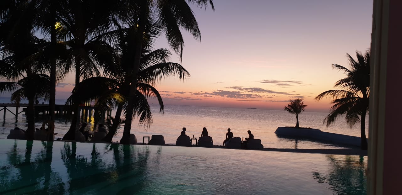 Pool OZEN LIFE MAADHOO