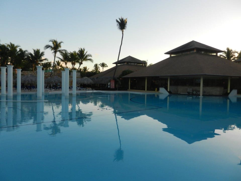 Einer der 4 Pools Grand Palladium Select Bávaro Resort & Spa