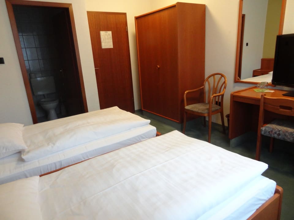 Das gesamte Zimmer in auf einem Blick Hotel Astoria