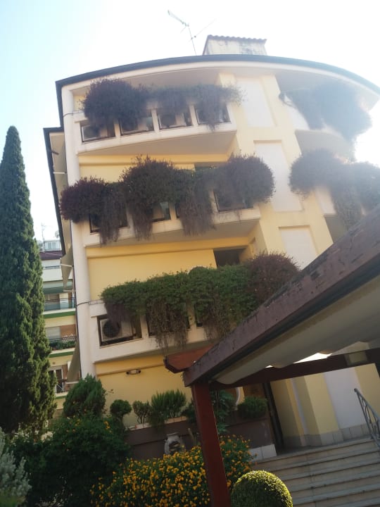 Außenansicht Apartments Patrizia Romana Palace