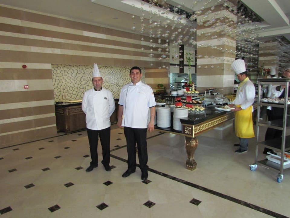 Abendbüffet Diamond Excellence Resort & Spa