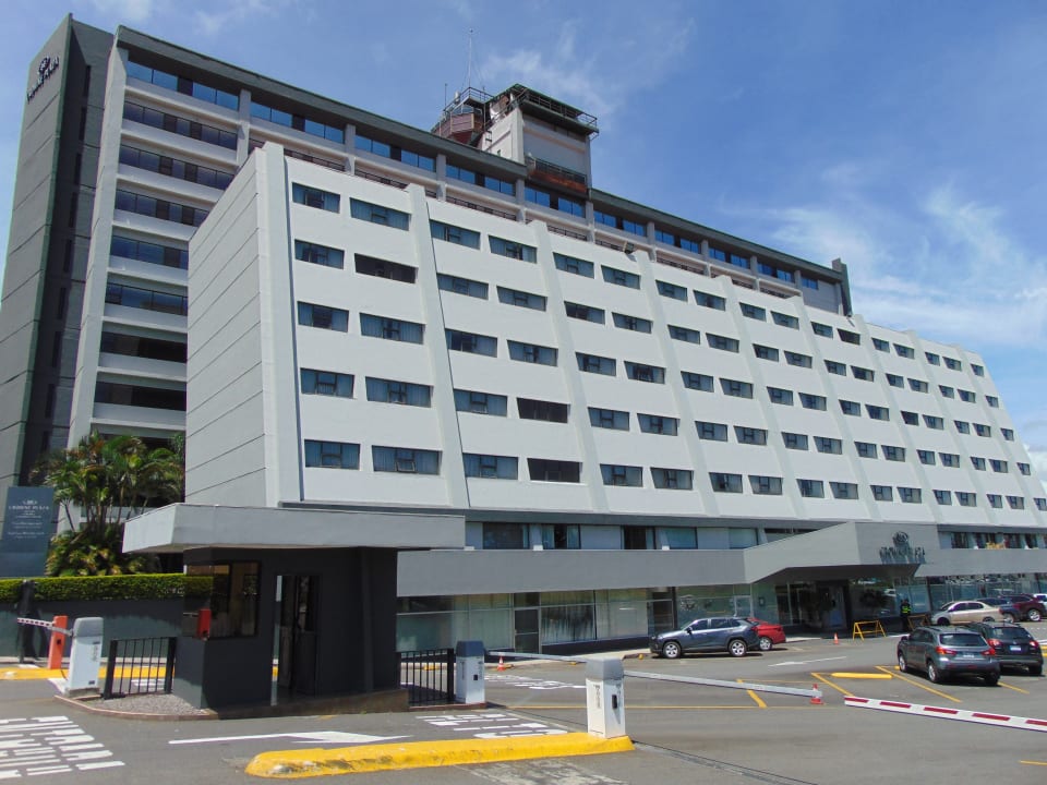 Außenansicht Hotel Crowne Plaza San Jose Corobici