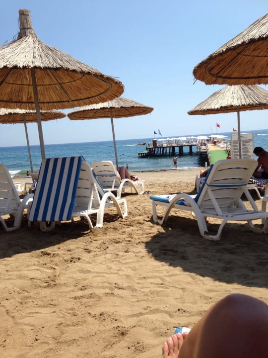 Strand Quattro Beach Spa & Resort