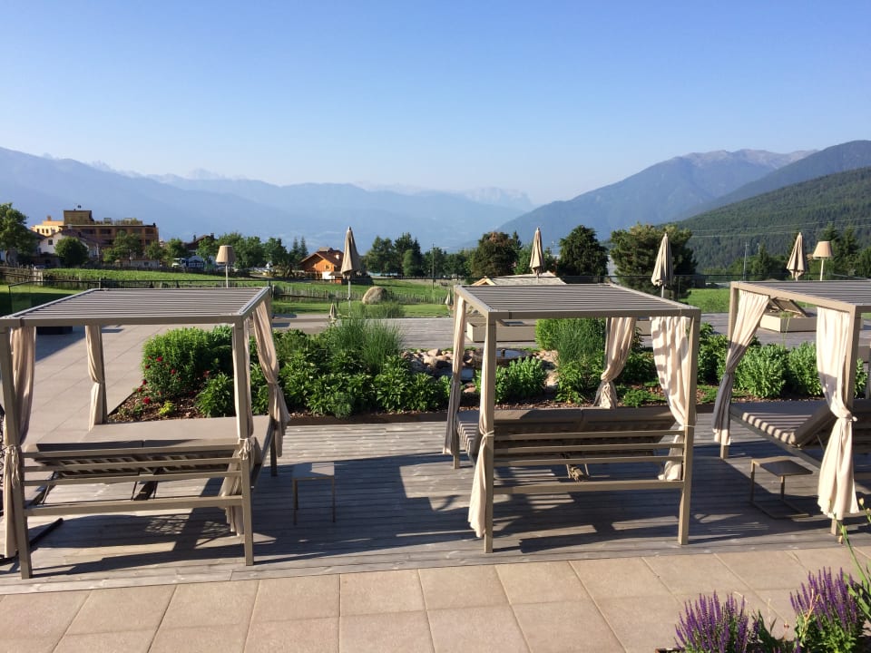 Außenansicht SONNENBERG | Panorama Dolomites Wellbeing