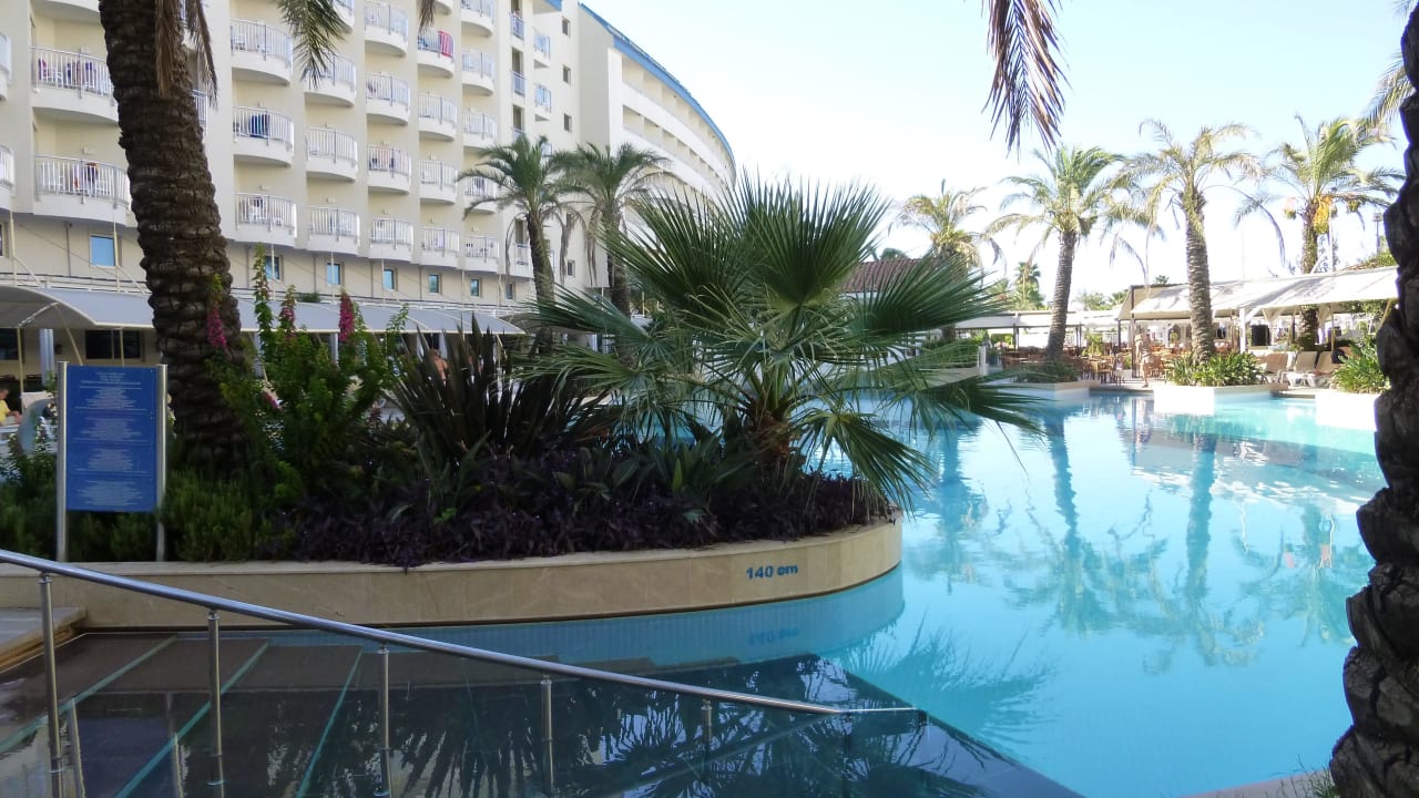 Wie in Karibik Crystal Admiral Aqua Collection