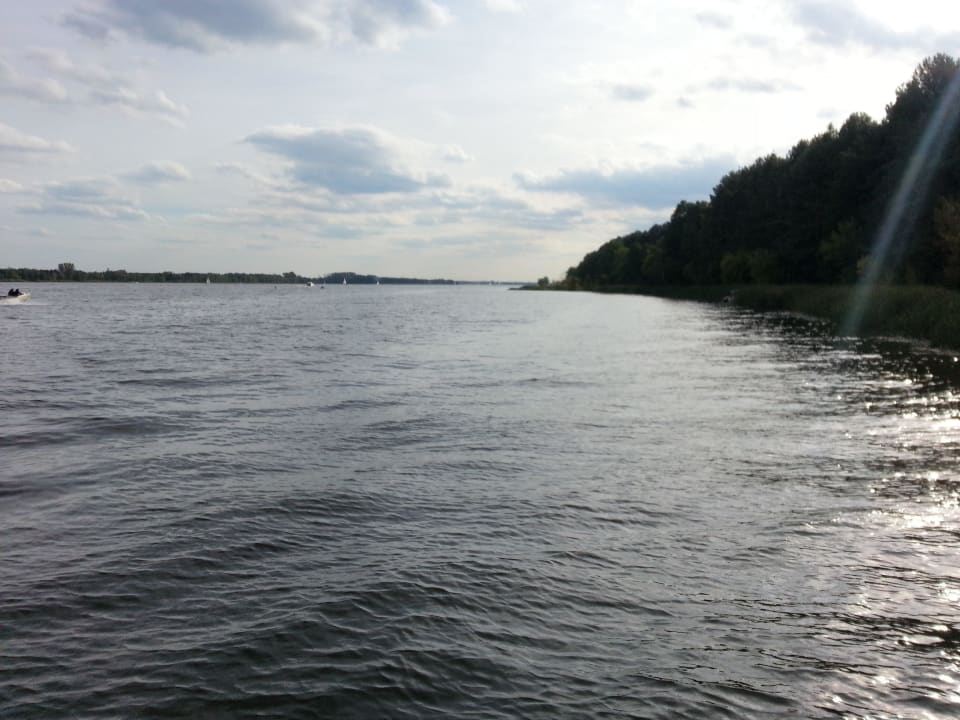 Widok z pomostu hotelowego Hotel Pan Tadeusz