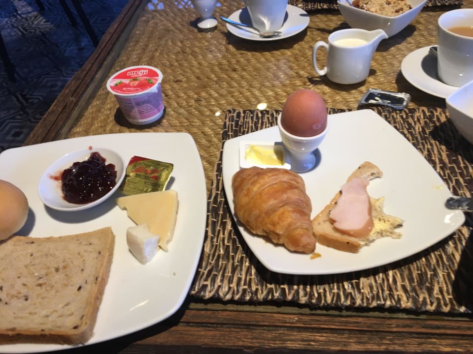 Frühstück Cape Panwa Hotel