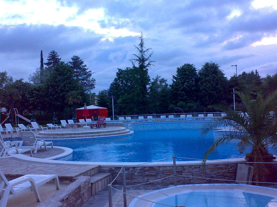 Pool Hotel Hrizantema