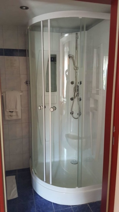 Badezimmer Schlössl Hotel Kindl