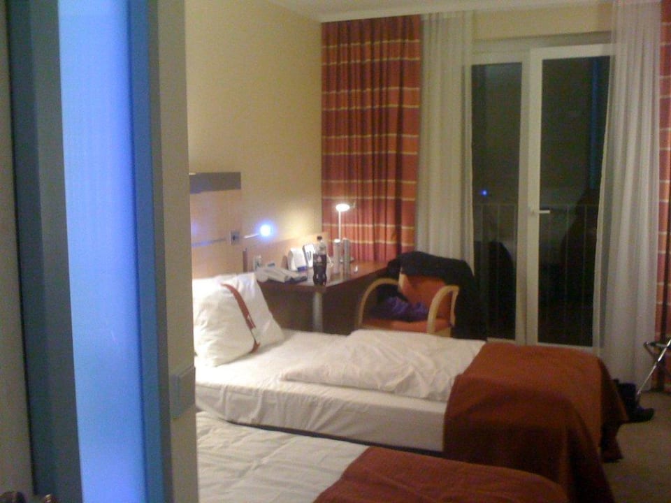 Nochmal die Betten Holiday Inn Express Baden-Baden