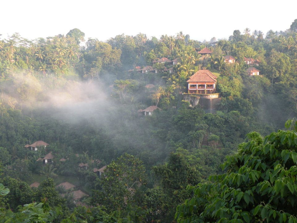 Blick von der gegenüber liegenden Seite Hanging Gardens of Bali