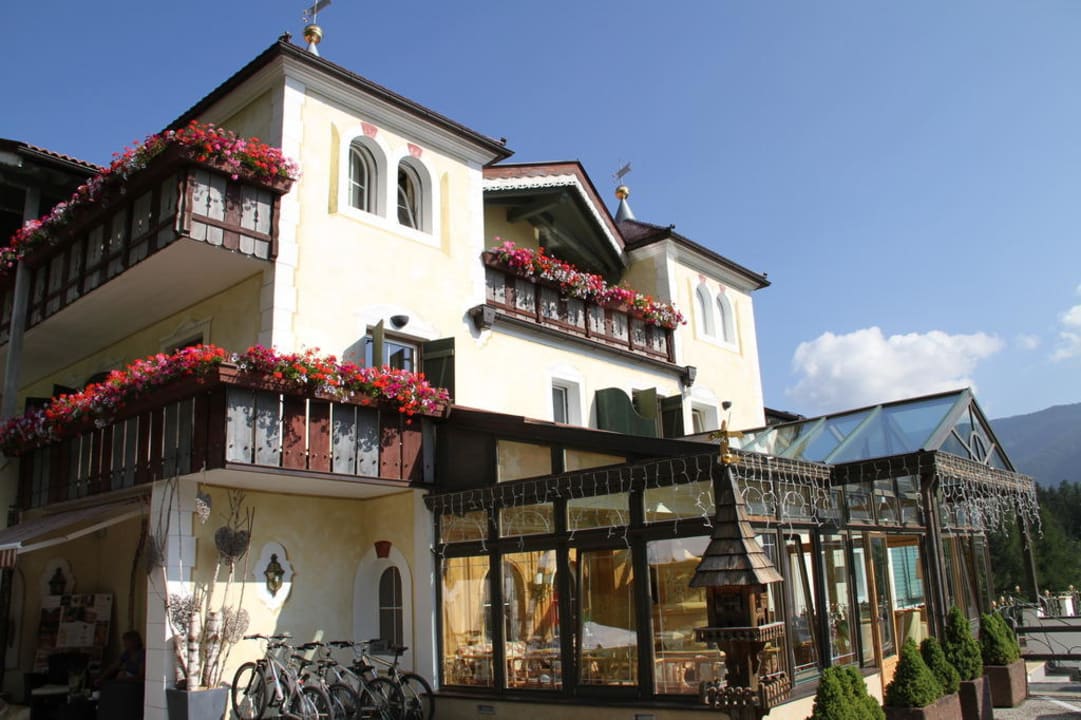 Vorderansicht Hotel Albion Hotel Albion Mountain Spa Resort