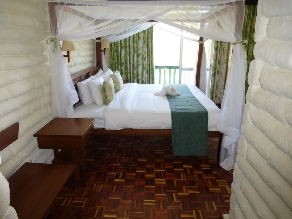Traumhaftes Bett Taita Hills Safari Resort & Spa