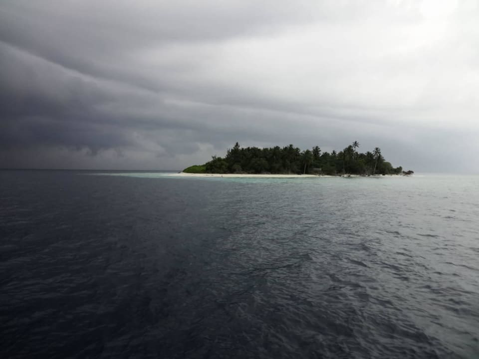 Kudadu Kuredu Island Resort & Spa