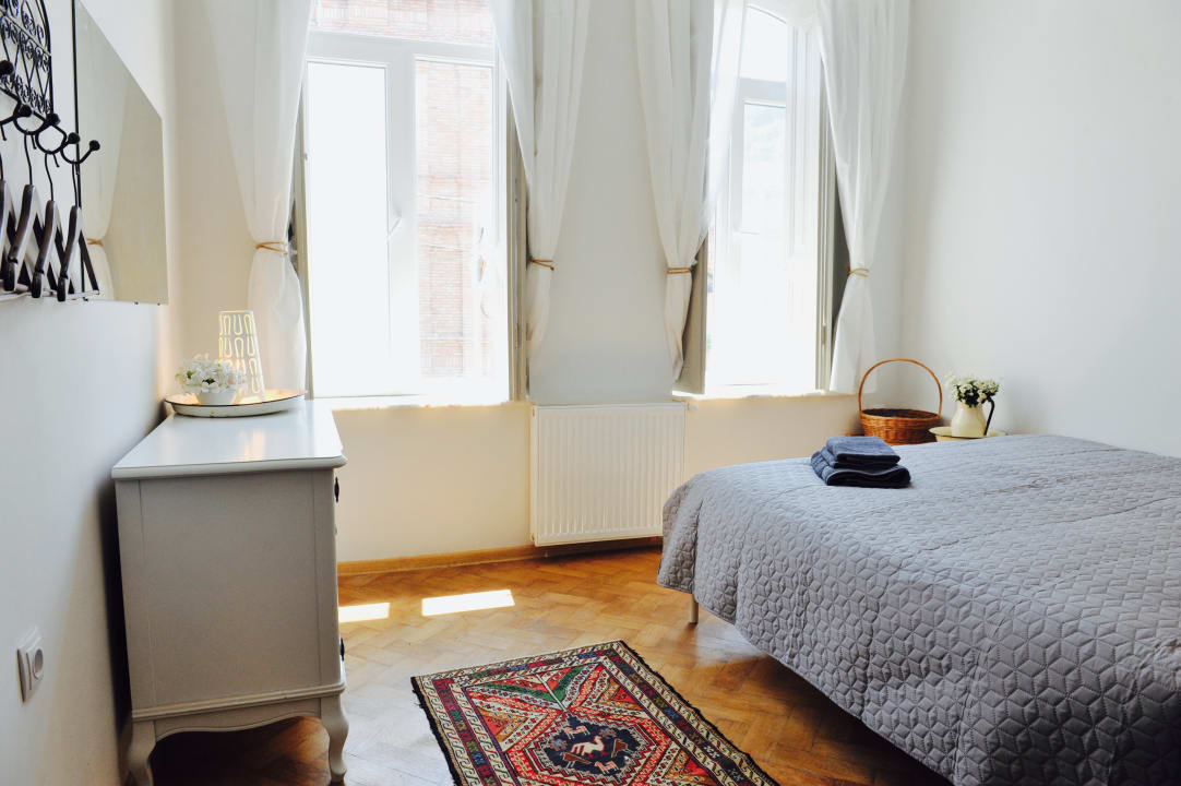 Zimmer Apartment Eini's Home