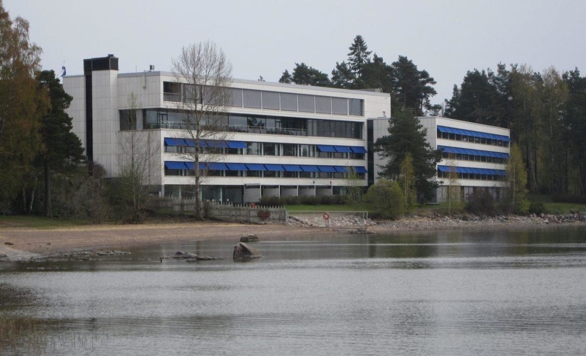 Seaside wing Hilton Helsinki Kalastajatorppa