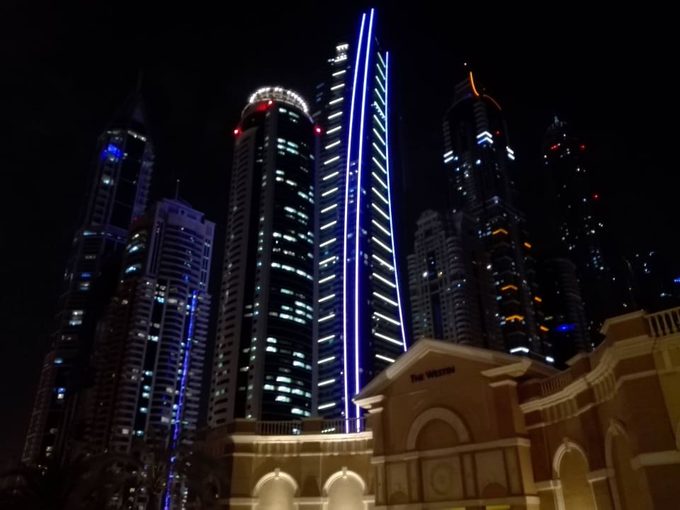 Hotel Bei Nacht The Westin Dubai Mina Seyahi Beach Resort & Marina
