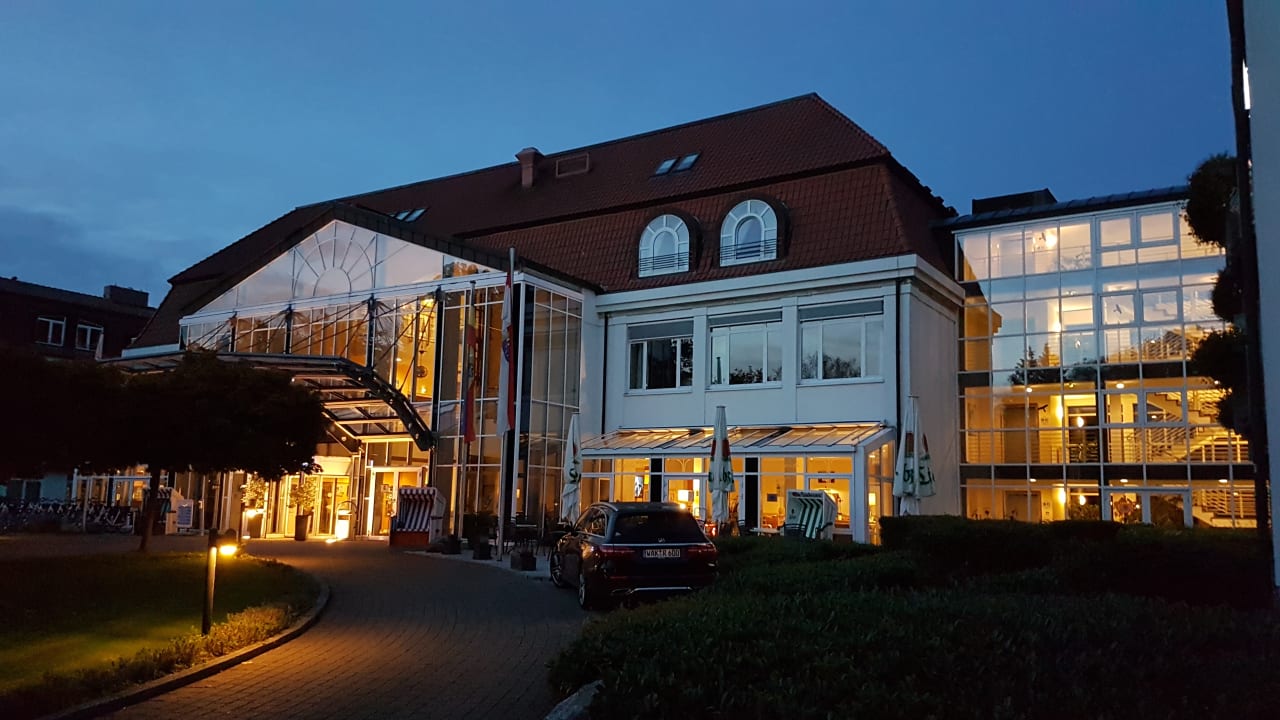 Außenansicht Seehotel Großherzog von Mecklenburg