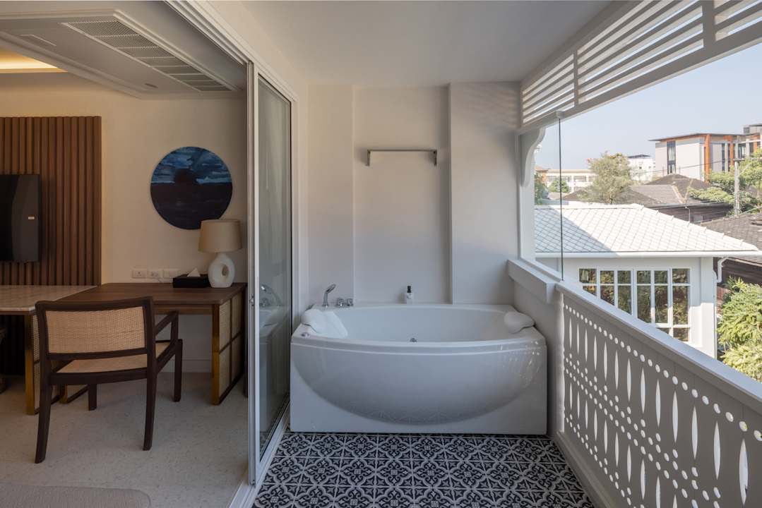 Zimmer Away Chiang Mai Thapae Resort - A Vegan Retreat