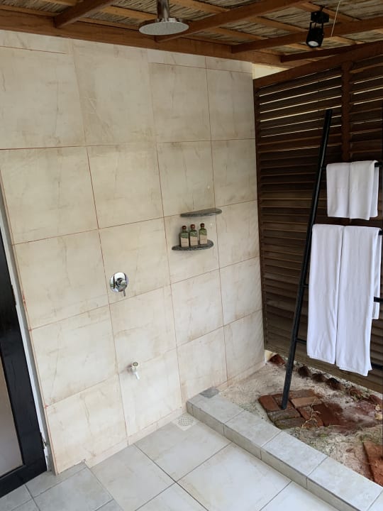 Zimmer Kuredu Island Resort & Spa