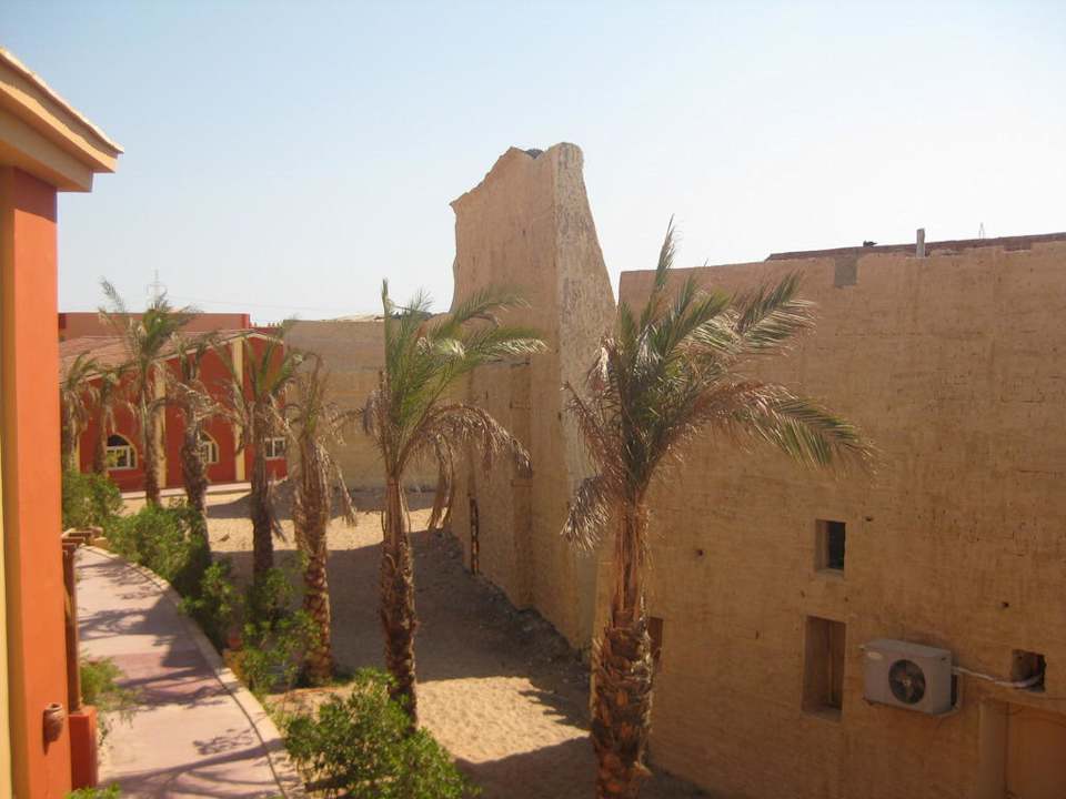 400er Block Pickalbatros Alf Leila Wa Leila Resort - Neverland Hurghada