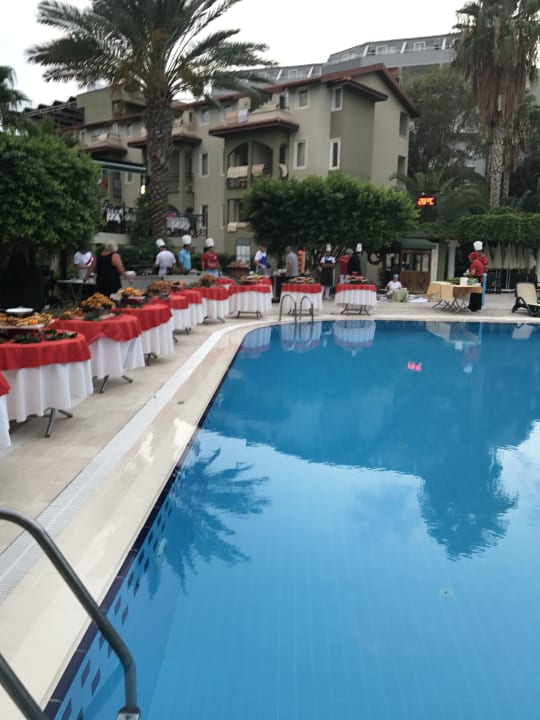 Pool Hotel Gardenia Beach