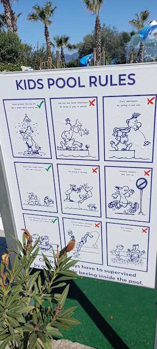 Pool Hotel Pine Bay Holiday Resort