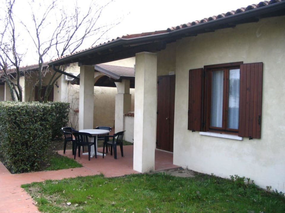 Bungalow dirket am See The Garda Village