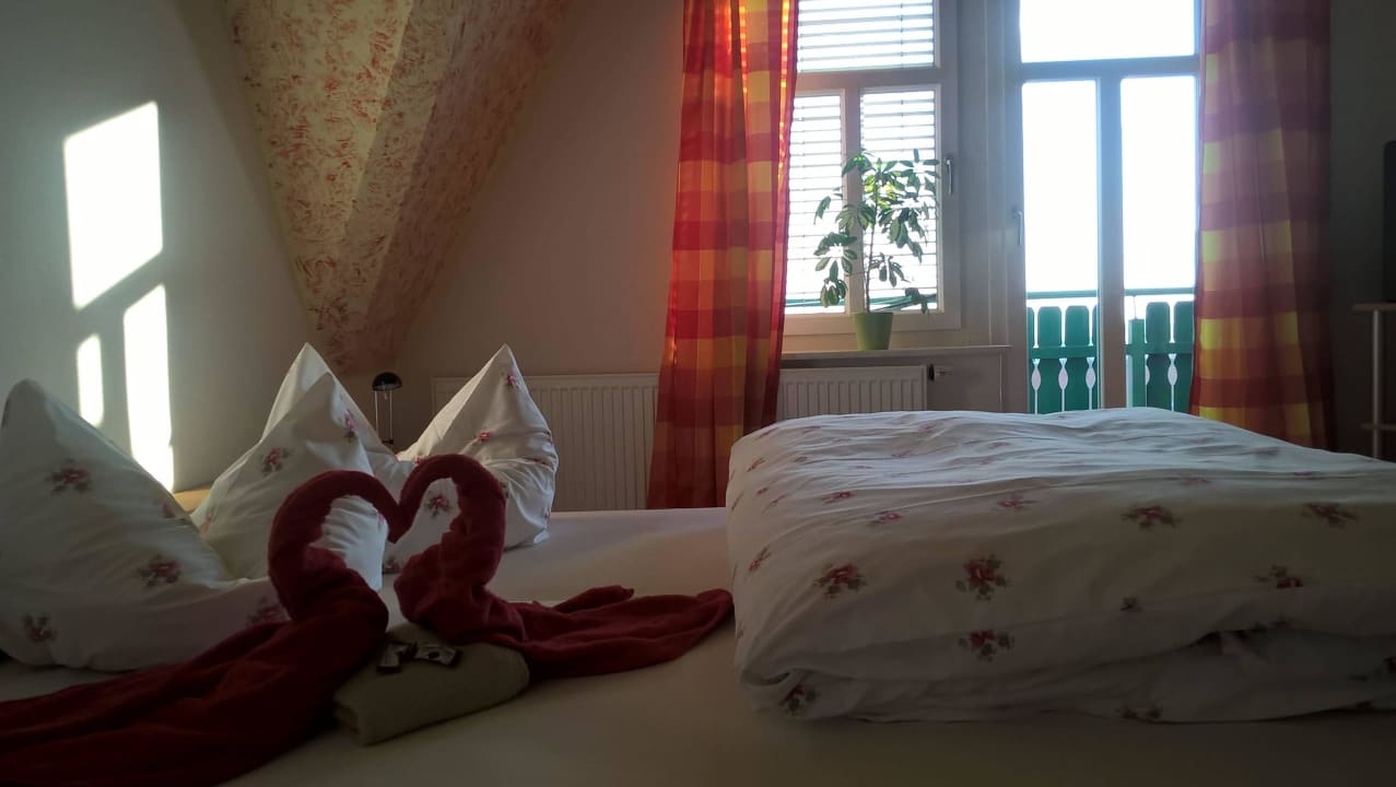 FeWo 1 im DG mit Balkon Pension Rose