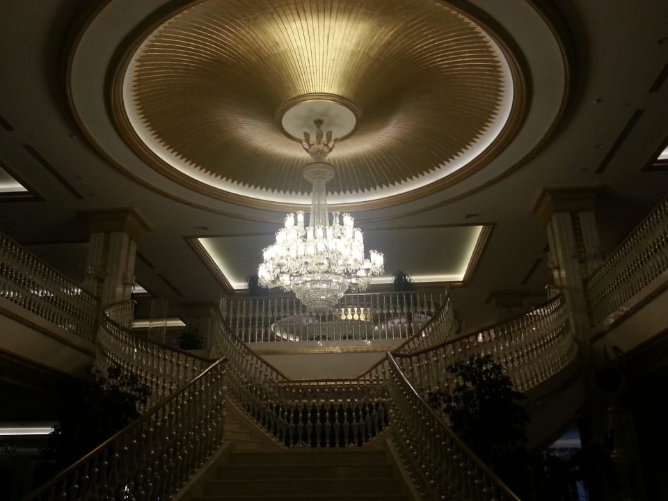 Aufgang zur Lobby Diamond Excellence Resort & Spa