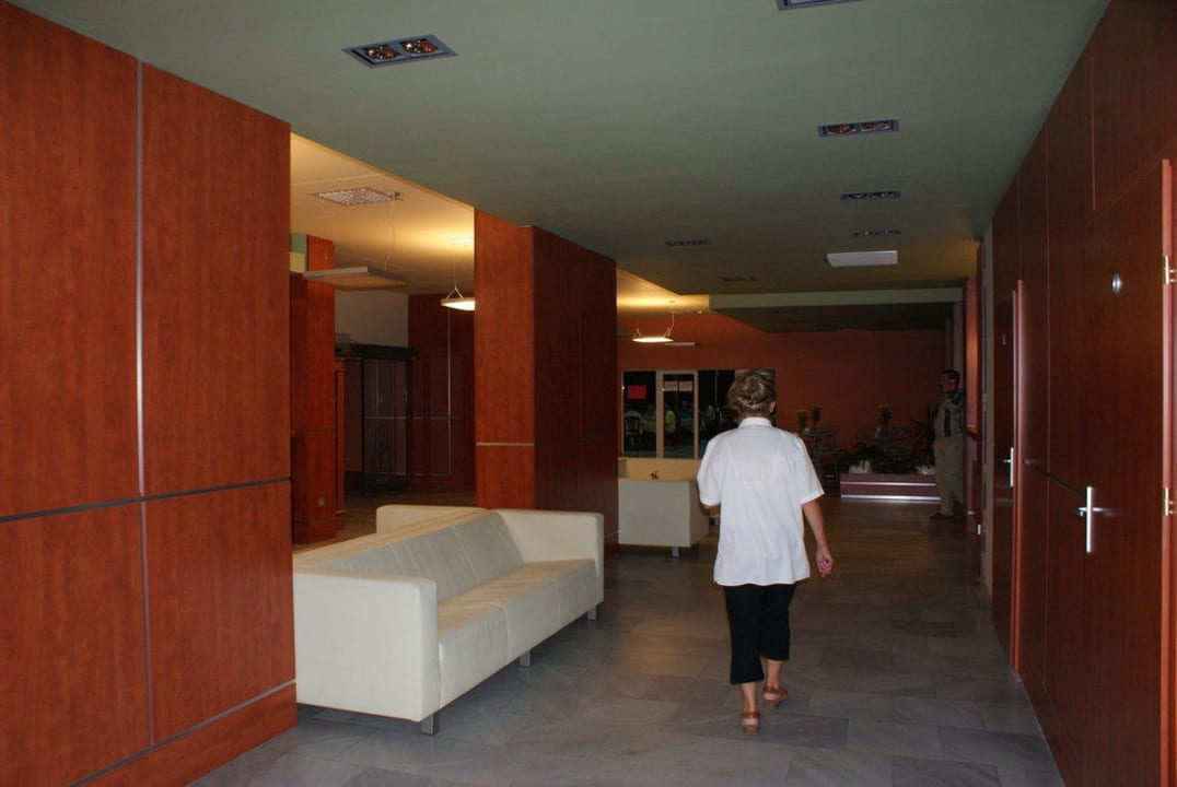 Hotel wewnątrz San Medical SPA