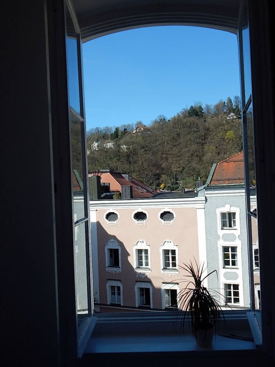 Ausblick Art Hotel & Hostel