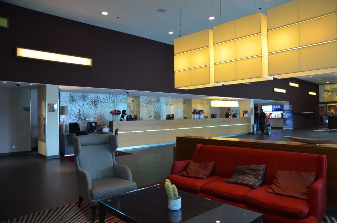 Lobby / Sitzecke Mövenpick Hotel Amsterdam City Centre