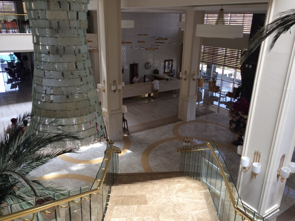 Vom Zummer zur Lobby Hotel Royal Garden Beach