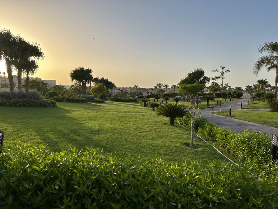 Gartenanlage Cleopatra Luxury Resort Makadi Bay