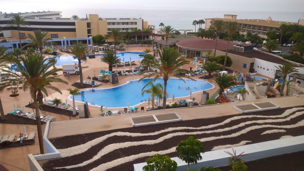 Pool Iberostar Waves Gaviotas Park